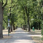 Ea-modernes Naehe Hauptplatz * Wiener Neustadt