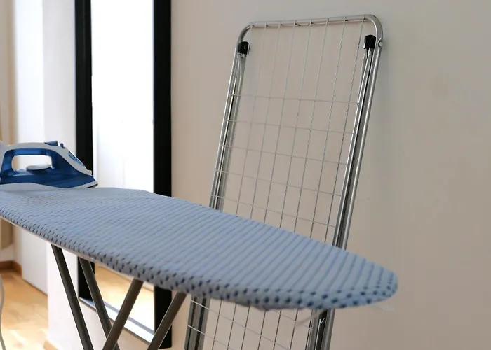 Ea-modernes Nähe Hauptplatz